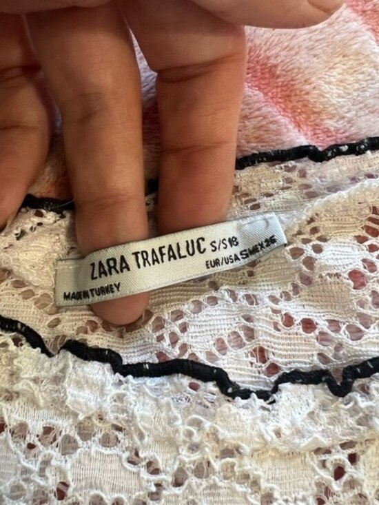 #253 Zara Top - Picture 3 of 7